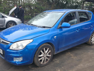 Hyundai i30 1 поколение 2008г. 1.6 л., D4FB - фото №2