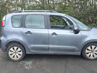 Citroen C3 Picasso 1 поколение 2011г. 1.6 л., 9HP (DV6DTED) - фото №5