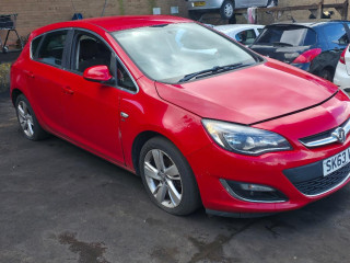 Opel Astra J [рестайлинг] 2013г. 1.4 л., A 14 XER - фото №3