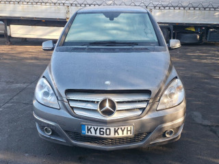 Mercedes-Benz B W245 [рестайлинг] 2010г. 1.5 л., M 266.920 - фото №1