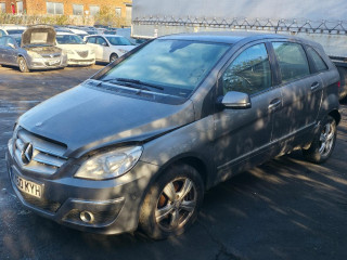Mercedes-Benz B W245 [рестайлинг] 2010г. 1.5 л., M 266.920 - фото №2