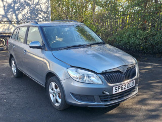 Skoda Fabia 2 поколение [рестайлинг] 2012г. 1.6 л., CAYC - фото №3