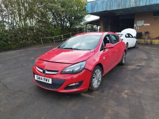 Opel Astra J [рестайлинг] 2014г. 1.4 л., A 14 XER - фото №2