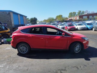 Ford Focus 3 поколение 2014г. 1.0 л., M2DA - фото №5