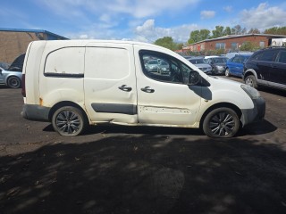 Citroen Berlingo 2 поколение B9 2009г. 1.6 л., 9HX (DV6AUTED4) - фото №5