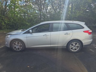 Ford Focus 3 поколение 2014г. 1.6 л., T3DA - фото №4