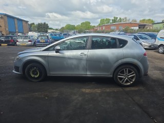 SEAT Leon 2 поколение [рестайлинг] 2010г. 2.0 л., CEGA - фото №4