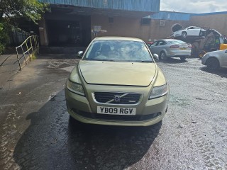 Volvo S40 2 поколение [рестайлинг] 2009г. 1.6 л., B 4164 S3 - фото №1