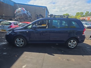 Opel Zafira B [рестайлинг] 2012г. 1.8 л., A 18 XER - фото №4