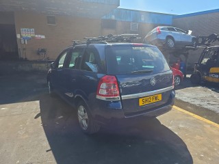 Opel Zafira B [рестайлинг] 2012г. 1.8 л., A 18 XER - фото №6