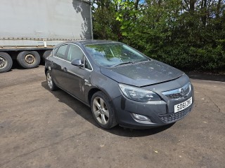 Opel Astra J 2011г. 1.6 л., A 16 XER - фото №3