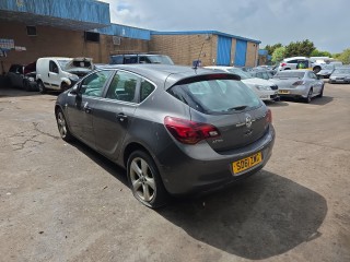 Opel Astra J 2011г. 1.6 л., A 16 XER - фото №6