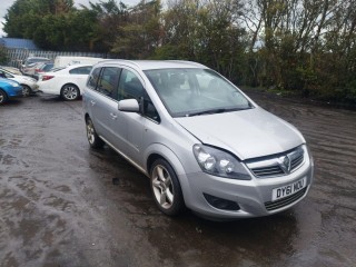 Opel Zafira B [рестайлинг] 2011г. 1.8 л., A 18 XER - фото №3