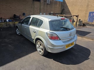 Opel Astra Family/H [рестайлинг] 2007г. 1.4 л., Z 14 XEP - фото №6