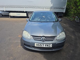 Volkswagen Golf 5 поколение 2007г. 1.9 л., BXE - фото №1