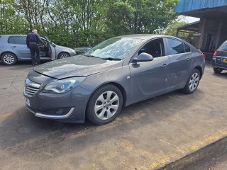 Opel Insignia A [рестайлинг] 2014г. 2.0 л., A 20 DTH - фото №2
