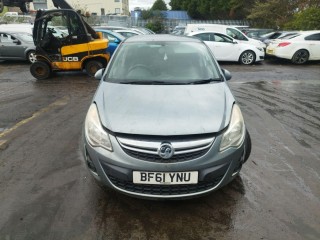 Opel Corsa D 2011г. 1.2 л., A 12 XER - фото №1