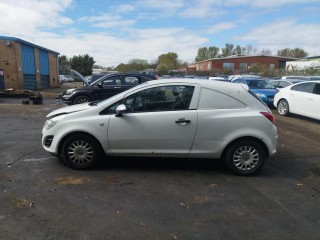 Opel Corsa D 2011г. 1.3 л., A 13 DTC - фото №4