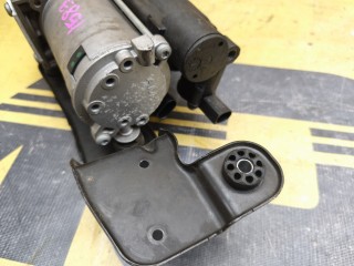 Компрессор пневмоподвески, ориг. номер 37206859714, BMW X5 2010-2013