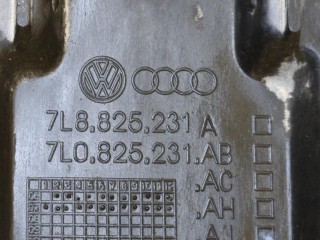 Защита моторного отсека, ориг. номер 7L0825231, PORSCHE Cayenne 2007-2010