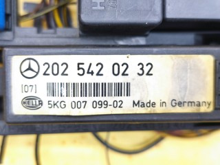 Блок предохранителей, ориг. номер A2025455340, Mercedes-Benz C-Class 1993-1997
