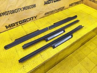 Накладки порогов, ориг. номер A2516800135, Mercedes-Benz R-class 2005-2007