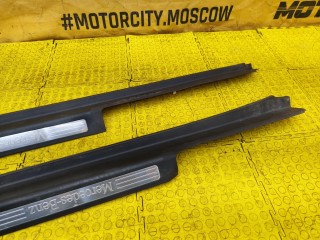 Накладки порогов, ориг. номер A2516800135, Mercedes-Benz R-class 2005-2007