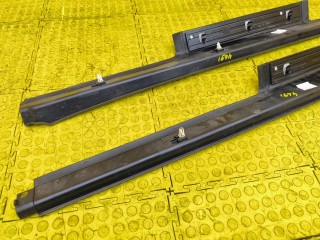 Накладки порогов, ориг. номер A2516800135, Mercedes-Benz R-class 2005-2007