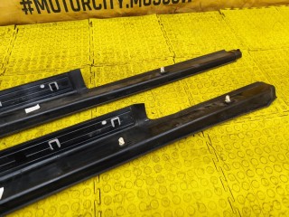 Накладки порогов, ориг. номер A2516800135, Mercedes-Benz R-class 2005-2007