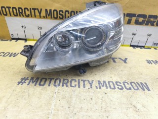 Фара Mercedes-Benz C-Class 2007-2011