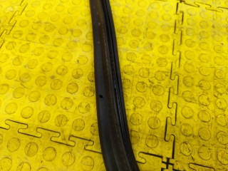 Уплотнитель багажника, ориг. номер 51767187307, BMW 740i 2008-2012