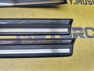 Накладки порогов, ориг. номер 51478219185, BMW 330i 1997-2003