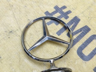 Эмблема, ориг. номер A2108800186, Mercedes-Benz S-Class 2002-2005