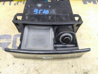 Пепельница, ориг. номер A1648100130, Mercedes-Benz ML-Class 2005-2008