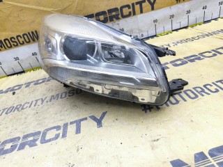 Фара FORD KUGA 2008-2013