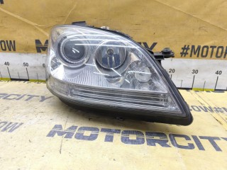 Фара Mercedes-Benz ML-Class 2005-2008