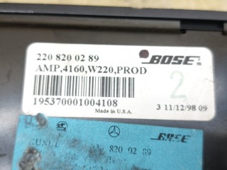 Усилитель звука, ориг. номер A2208200289, Mercedes-Benz S-Class 1996-1998