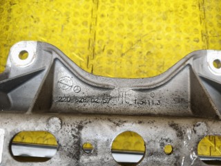 Подрамник, ориг. номер A2206280257, Mercedes-Benz S-Class 1996-1998