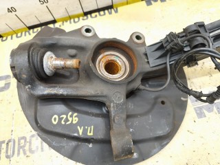 Кулак поворотный, ориг. номер A1643300920, Mercedes-Benz ML-Class 2005-2008