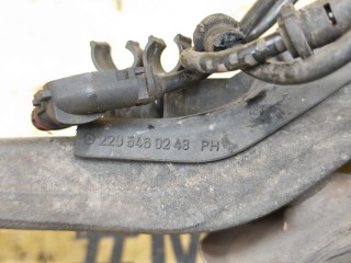 Кулак поворотный, ориг. номер A2203303820, Mercedes-Benz S-Class 1998-2002