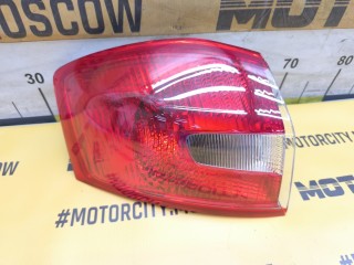 Фонарь FORD KUGA 2008-2013