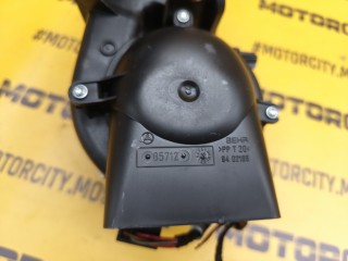 Моторчик отопителя, ориг. номер A1638300308, Mercedes-Benz ML-Class 2001-2005