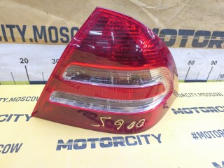 Фонарь Mercedes-Benz C-Class 2004-2008