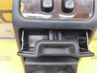 Накладка центральной консоли, ориг. номер A1636830654, Mercedes-Benz ML-Class 1997-2001