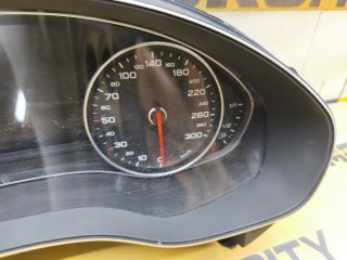 Панель приборов, ориг. номер 4G8920932Q, AUDI A6 2014-2018