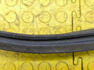 Уплотнитель подкапотный, ориг. номер 51718403225, BMW X5 1999-2003