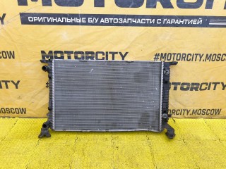 Радиатор охлаждения, ориг. номер 8K0121251AJ, AUDI A5 2007-2011