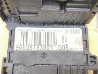 Блок предохранителей, ориг. номер 9665878380, Citroen C4