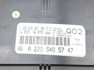 Панель приборов, ориг. номер A2205405747, Mercedes-Benz S-Class 2002-2005