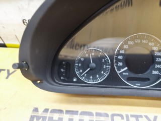 Панель приборов, ориг. номер A2095406711, Mercedes-Benz CLK-Class 2002-2005